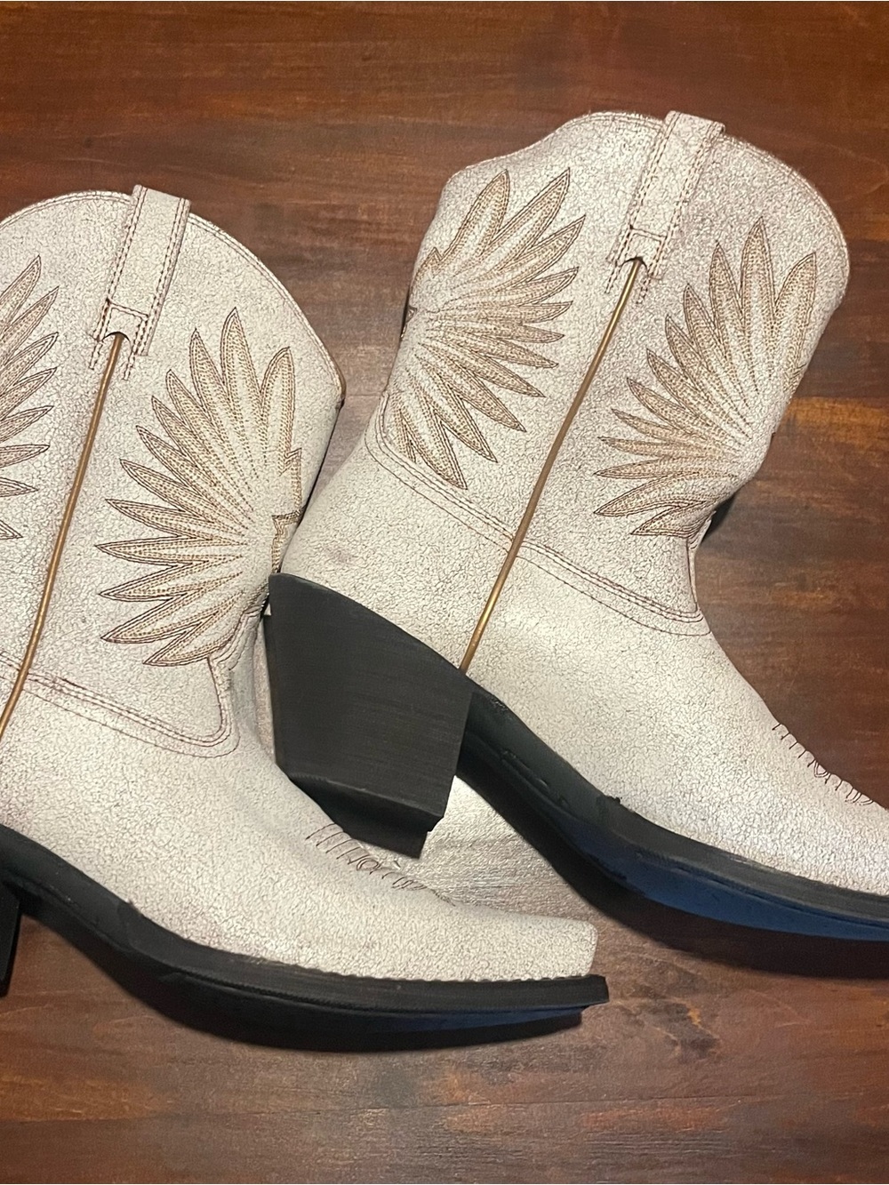Ariat Women's Western Ankle Boots in Light cream color - Stylish Cowboy Boots